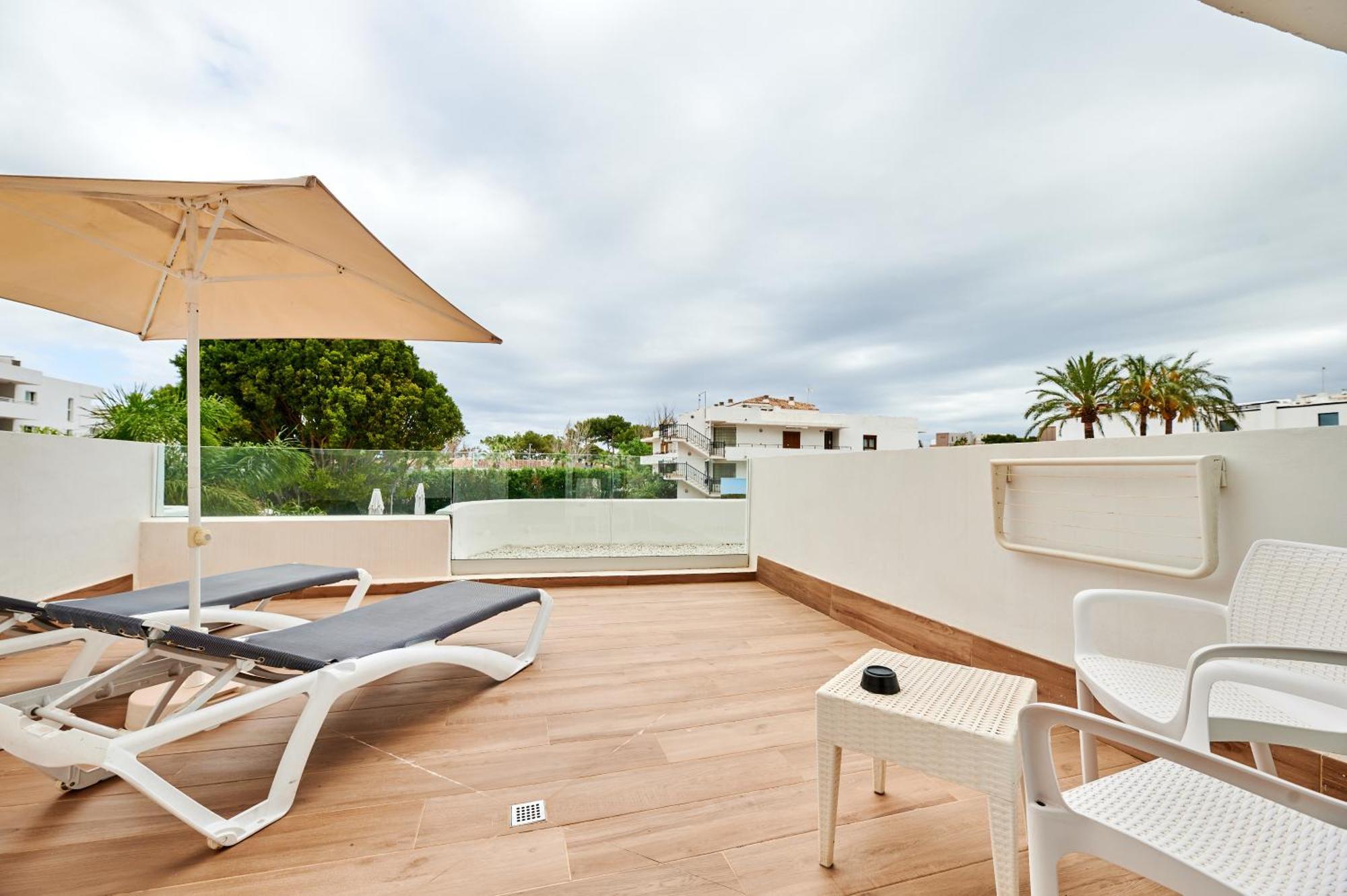 Aluasun Continental Park Hotel & Apartments Playa de Muro  Exterior photo