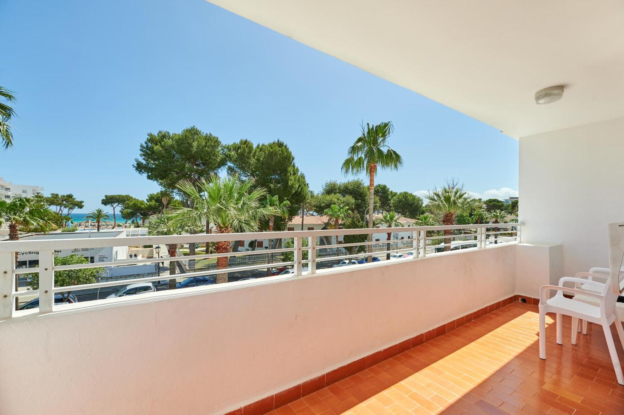 Aluasun Continental Park Hotel & Apartments Playa de Muro  Room photo